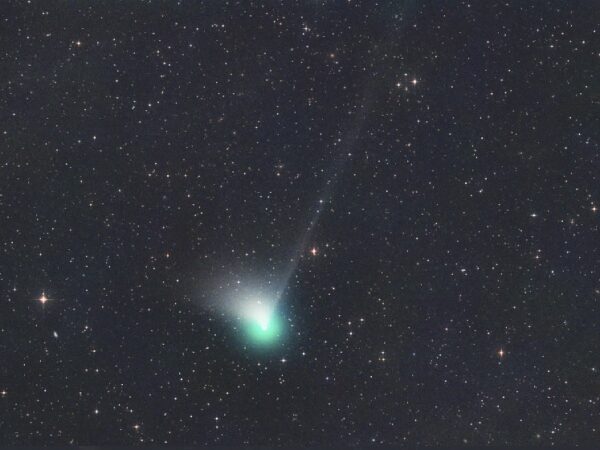 CometWatch - Upcoming comets, when and where to find them