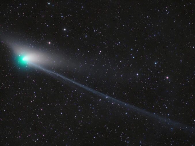 CometWatch - Upcoming comets, when and where to find them